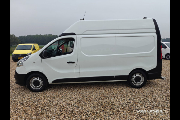 Renault Trafic 2.0 dCi 145 PK T L2H2 , 1e eig , euro 6 , Complete werkplaats inrichting met omvormer , trekhaak , airco cruise.