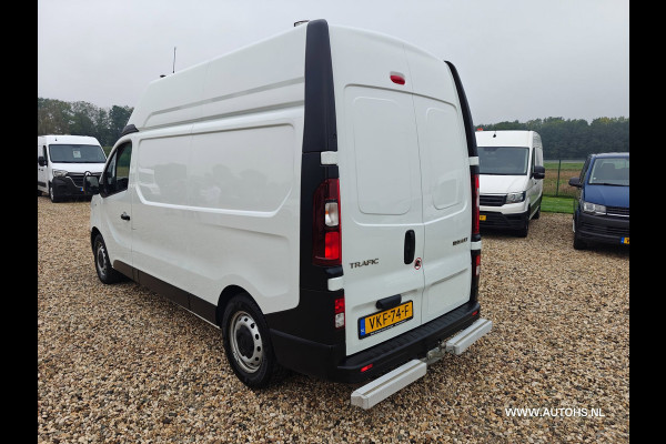 Renault Trafic 2.0 dCi 145 PK T L2H2 , 1e eig , euro 6 , Complete werkplaats inrichting met omvormer , trekhaak , airco cruise.