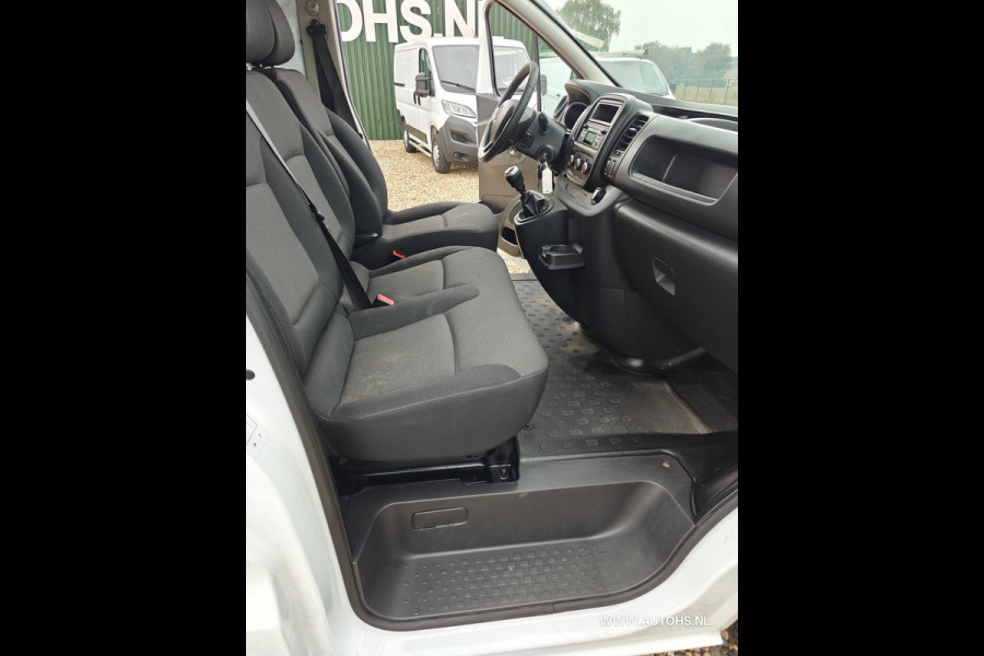 Renault Trafic 2.0 dCi 145 PK T L2H2 , 1e eig , euro 6 , Complete werkplaats inrichting met omvormer , trekhaak , airco cruise.