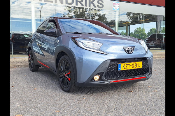 Toyota Aygo X 1.0 VVT-i MT Under Cover Automaat | Special Edition | Climate  | Navi | Camera | CC | 18"LM velgen |