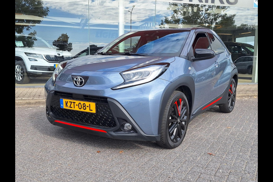 Toyota Aygo X 1.0 VVT-i MT Under Cover Automaat | Special Edition | Climate  | Navi | Camera | CC | 18"LM velgen |