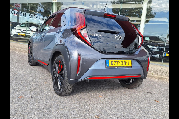 Toyota Aygo X 1.0 VVT-i MT Under Cover Automaat | Special Edition | Climate  | Navi | Camera | CC | 18"LM velgen |