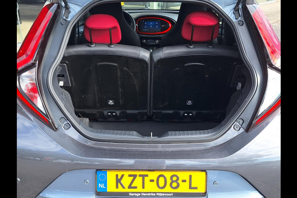 Toyota Aygo X 1.0 VVT-i MT Under Cover Automaat | Special Edition | Climate  | Navi | Camera | CC | 18"LM velgen |