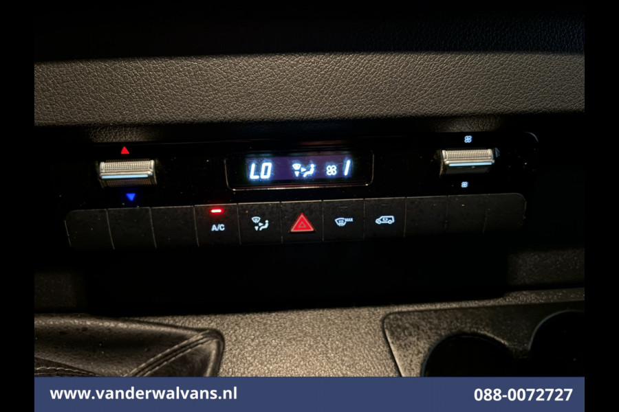 Mercedes-Benz Sprinter 317 CDI 170pk L2H1 Euro6 Airco | Camera | Navigatie | 2800kg Trekhaak | Apple Carplay Android Auto, Stoelverwarming, 270 Graden Achterdeuren, Parkeersensoren, Bijrijdersbank