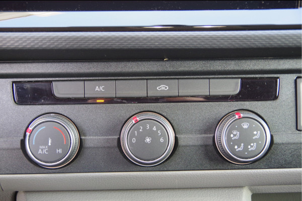 Volkswagen Transporter 2.0 TDI 150PK AUT. LED, DIGITAL COCKPIT, TREKHAAK, 17'' LMV, ADAPT. CRUISE, CAMERA, NAVI, AIRCO, PARKEERSENSOREN