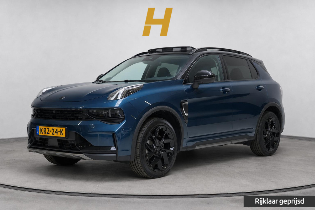 Lynk & Co 01 1.5 | Zwart optiek | Panoramadak | Camera | Navigatie | Memory | Lm velgen