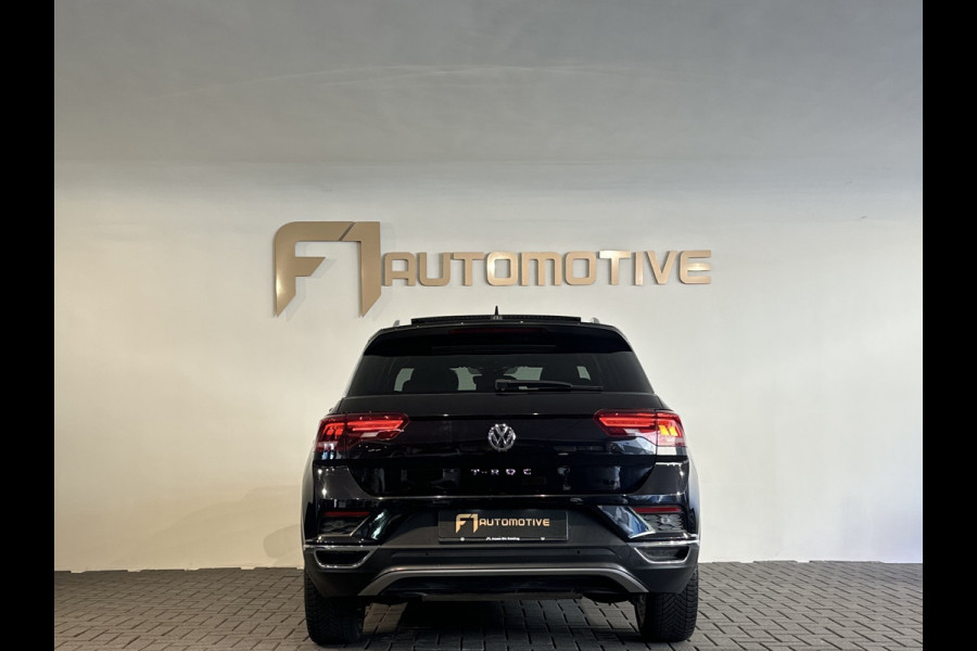 Volkswagen T-Roc 1.5 TSI Sport Pano|Keyless|Camera|Sfeer|ACC