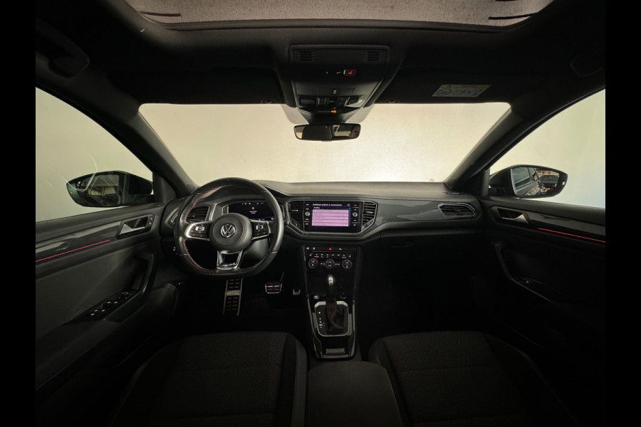Volkswagen T-Roc 1.5 TSI Sport Pano|Keyless|Camera|Sfeer|ACC