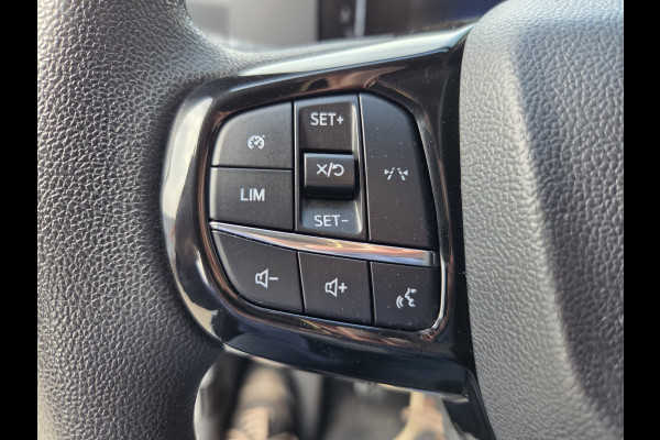 Ford Transit Custom 2.0 TDCI Trend Airco LED verlichting Cruisecontrol Achteruitrijcamera