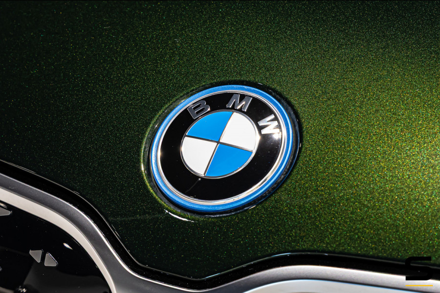 BMW iX1 EDrive30 X-Line|Sanremo Green|M-onderstel|Parking As