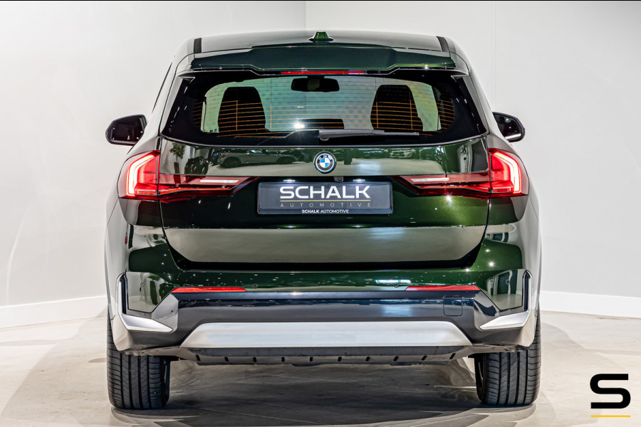 BMW iX1 EDrive30 X-Line|Sanremo Green|M-onderstel|Parking As