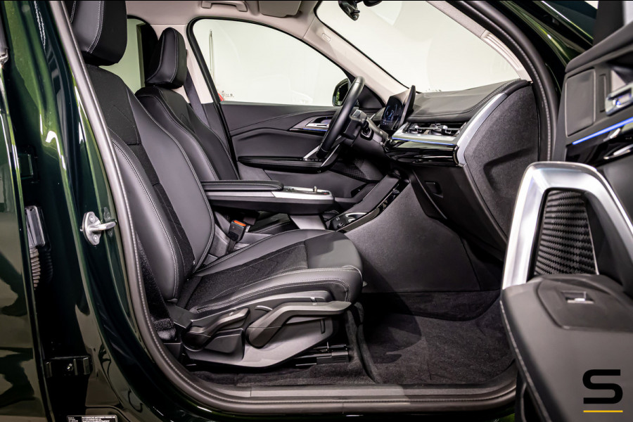 BMW iX1 EDrive30 X-Line|Sanremo Green|M-onderstel|Parking As