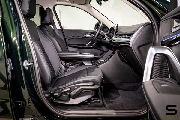 BMW iX1 EDrive30 X-Line|Sanremo Green|M-onderstel|Parking As