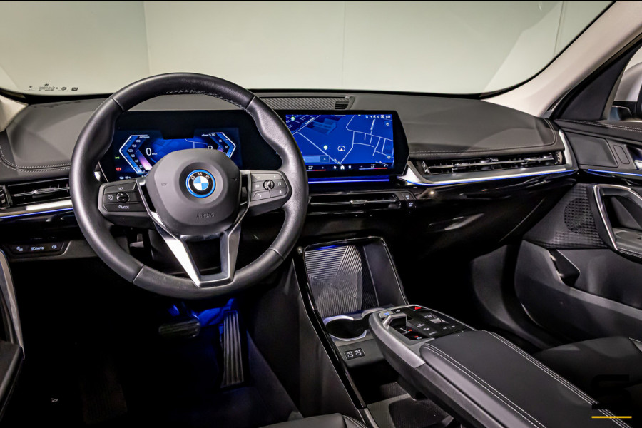 BMW iX1 EDrive30 X-Line|Sanremo Green|M-onderstel|Parking As