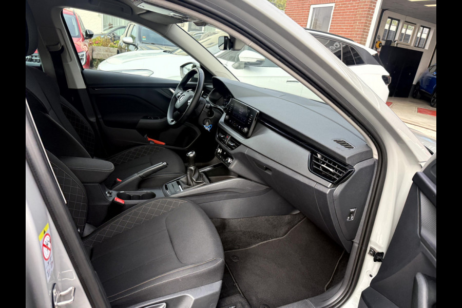 Škoda SCALA 1.0 TSI Ambition Comfort Climate Controll, 16''Lmv, App Connect
