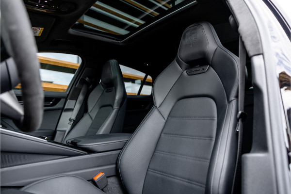 Porsche Panamera 4.0 Turbo S E-Hybrid - BTW | Akrapovic | Full PPF | Sport Chrono + | Passenger Display | Burmester