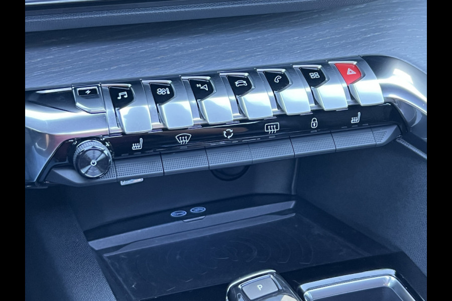 Peugeot 3008 1.6 HYbrid4 300 GT | Pano | Leder | Memory | Camera