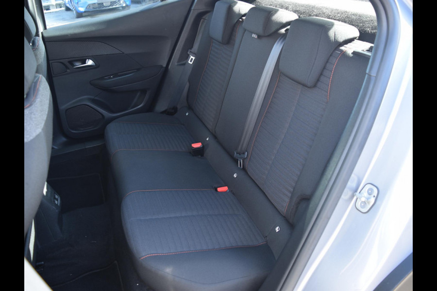 Peugeot e-2008 EV Active 50 kWh | SOH 91.7% | CLIMATE CONTROL | PARKEERSENSOREN MET CAMRERA | CRUISE CONTROL |