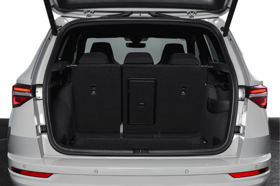 Škoda Karoq 1.5 TSI ACT 150 PK Sportline Business | Afn. Trekhaak | Dig. Cockpit | Adapt. Cruise | Stoel-+Stuurverw. | Matrix LED | Camera | NAV+App. Connect | ECC | Elek. Klep | LM 18" |