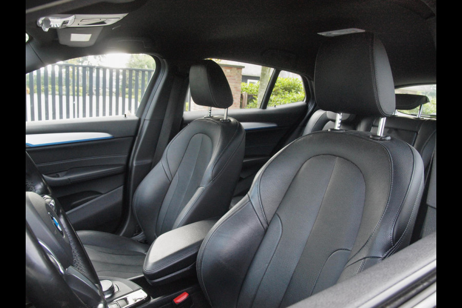 BMW X2 sDrive18i High Executive | M-pakket | Camera | Head-Up Display | Navi | Afneembare Trekhaak | NL-Auto |