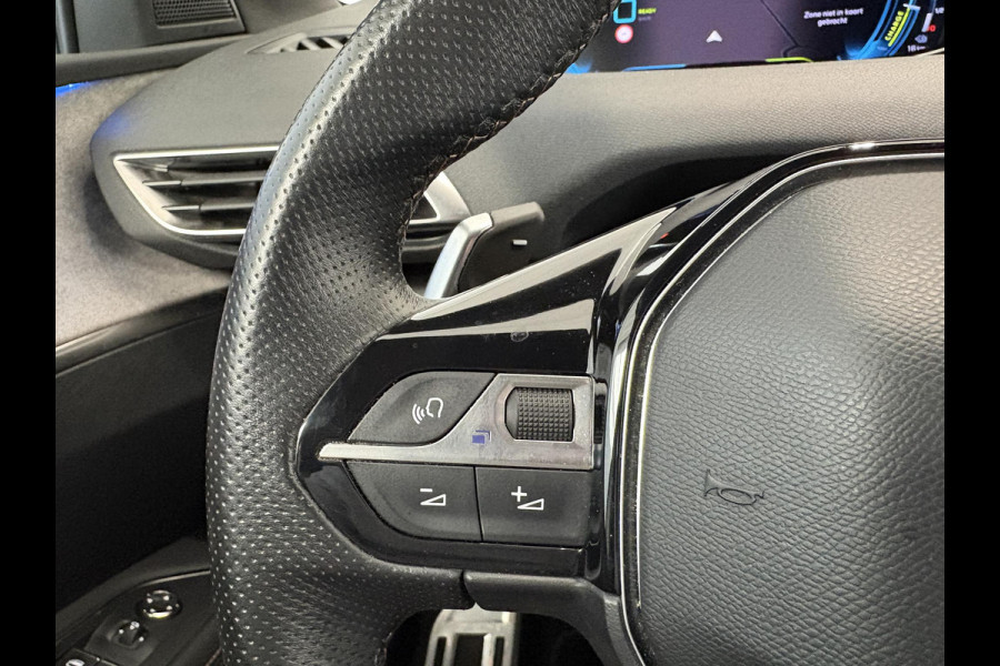 Peugeot 3008 1.6 HYbrid 225 GT | SOH 88.5%  | Alcantara | Stoelverwarming | Elektrisch bedienbare achterklep | Navigatie | Keyless Entry + Start