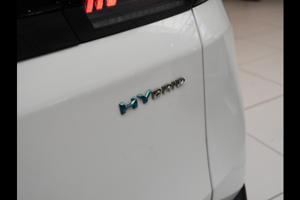 Peugeot 3008 1.6 HYbrid 225 GT | SOH 88.5%  | Alcantara | Stoelverwarming | Elektrisch bedienbare achterklep | Navigatie | Keyless Entry + Start