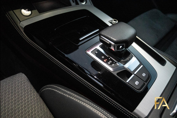Audi Q5 Sportback 55 TFSI e S edition Luchtvering|21Inch|Sline|Sfeerverlichting