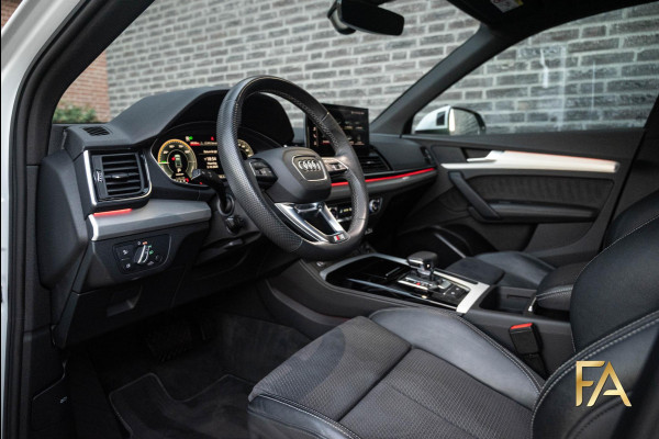 Audi Q5 Sportback 55 TFSI e S edition Luchtvering|21Inch|Sline|Sfeerverlichting
