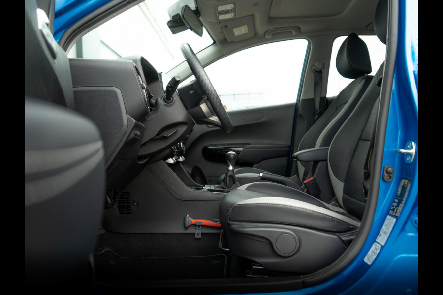 Kia Picanto 1.0 DPI GT-Line | UNIEKE KLEUR | Schuifkantel dak | Stoel en stuurverwarming |