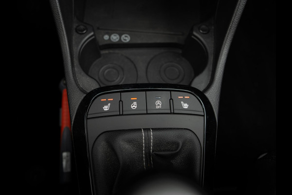 Kia Picanto 1.0 DPI GT-Line | UNIEKE KLEUR | Schuifkantel dak | Stoel en stuurverwarming |