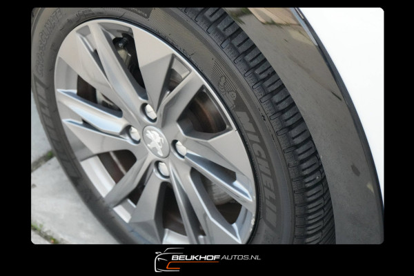 Peugeot e-208 EV Blue Lease Allure 50 kWh Camera Nav Soh92%