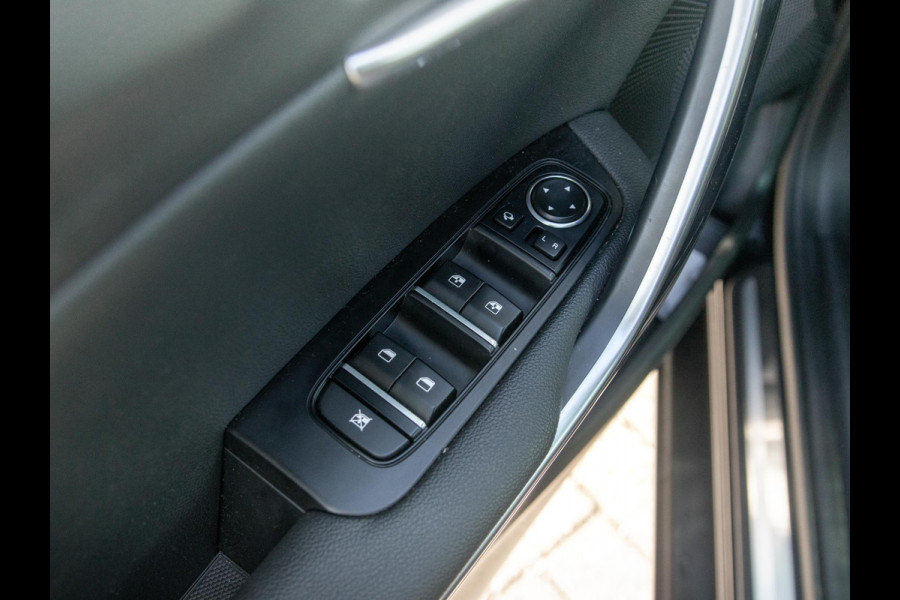 Kia Ceed Sportswagon 1.6 GDI PHEV DynamicLine l Camera l Carplay l Stoel Stuur Verwarming