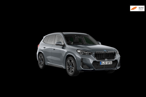 BMW iX1 XDrive30 67 kWh *Pano*Trekhaak*Head-Up*Camera*