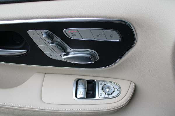 Mercedes-Benz V-Klasse 300d / AMG / DC / Exclusive / 4-Matic / Luchtv / Elec Stoel / Burmester / Vol Opties / NIEUWSTAAT