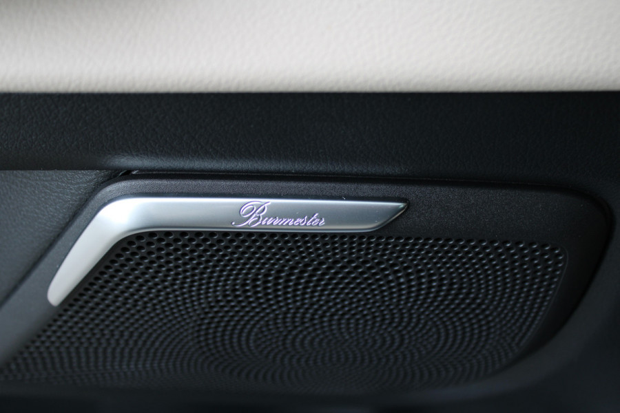 Mercedes-Benz V-Klasse 300d / AMG / DC / Exclusive / 4-Matic / Luchtv / Elec Stoel / Burmester / Vol Opties / NIEUWSTAAT