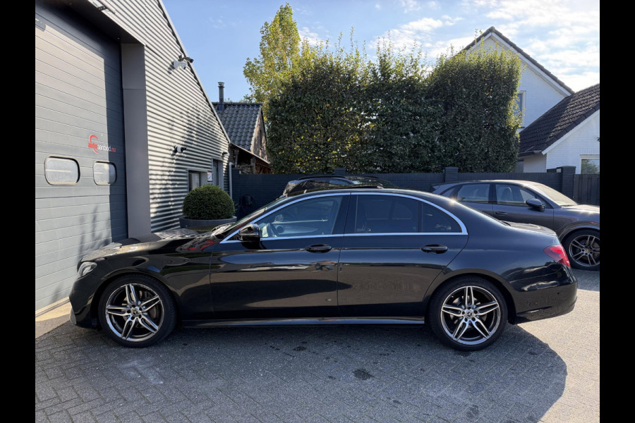 Mercedes-Benz E-Klasse 220 d AMG | Panoramadak | Camera | Sfeerverlichting | Navigatie | Stoelverwarming |