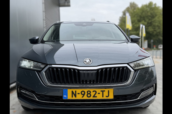 Škoda Octavia Combi BWJ 2021 | 1.5TSI 150PK Business Ed AUTOMAAT | TREKHAAK | CLIMA | NAVI | STOELVERW | PDC 2x | CRUISE | CAMERA | PRIVACY GLASS