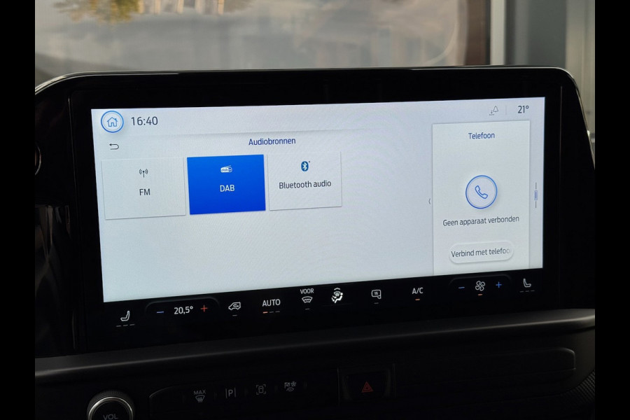 Ford Transit Custom 320 2.0 TDCI 136pk L2H1 Limited | Trekhaak | Navi | LED | Keyfree | Stoelverw. | CarPlay | Camera