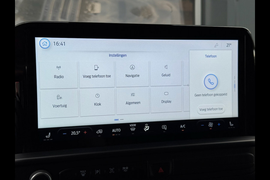 Ford Transit Custom 320 2.0 TDCI 136pk L2H1 Limited | Trekhaak | Navi | LED | Keyfree | Stoelverw. | CarPlay | Camera