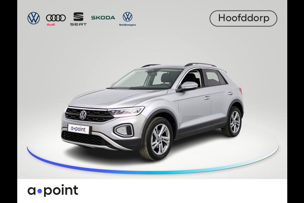 Volkswagen T-Roc 1.5 TSI Life 75 Edition 150 pk Automaat | Navigatie | Trekhaak | Parkeersensoren (Park assist) | Achteruitrijcamera | Adaptieve cruise control | Lane assist | Apple carplay / Android auto |