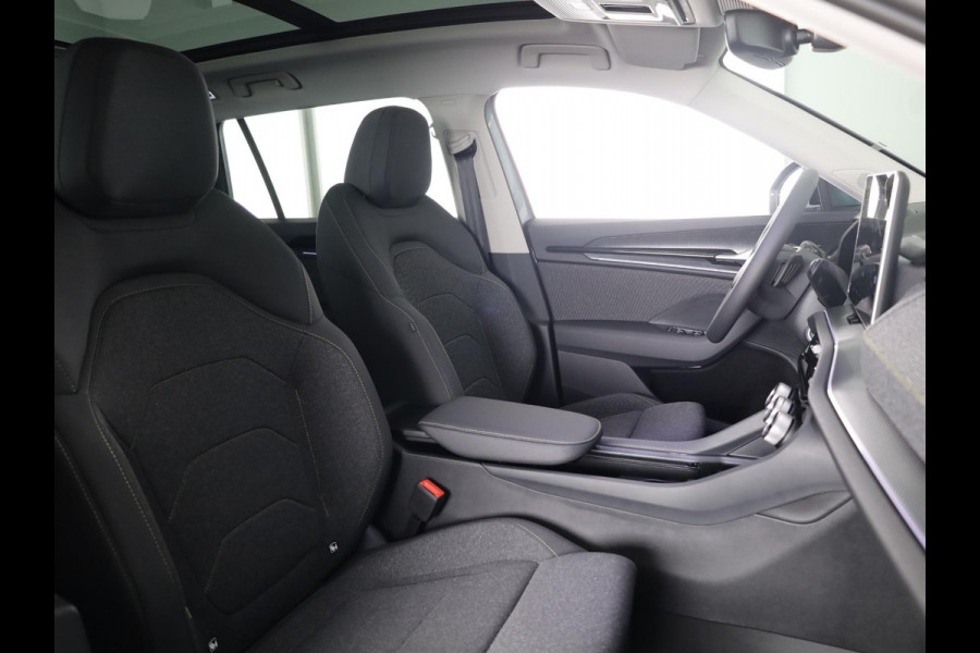 Škoda Kodiaq 1.5 TSI PHEV Business Edition Plus 204pk 6 versn. DSG | Trekhaak | Dynamic Chasis Control | Panorama Dak | Light & View Pakket | Sunset | Velgen: 19" lichtmetalen velgen Lefka aero, zilver
