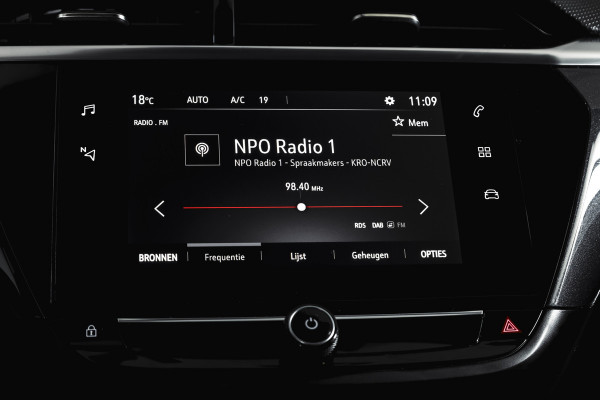 Opel Corsa 1.2 100 PK Elegance | Cruise | Android+Apple Carplay | Stoel-+Stuurverw. | ECC | LED | LM 16" |