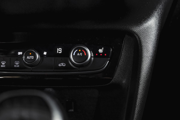 Opel Corsa 1.2 100 PK Elegance | Cruise | Android+Apple Carplay | Stoel-+Stuurverw. | ECC | LED | LM 16" |