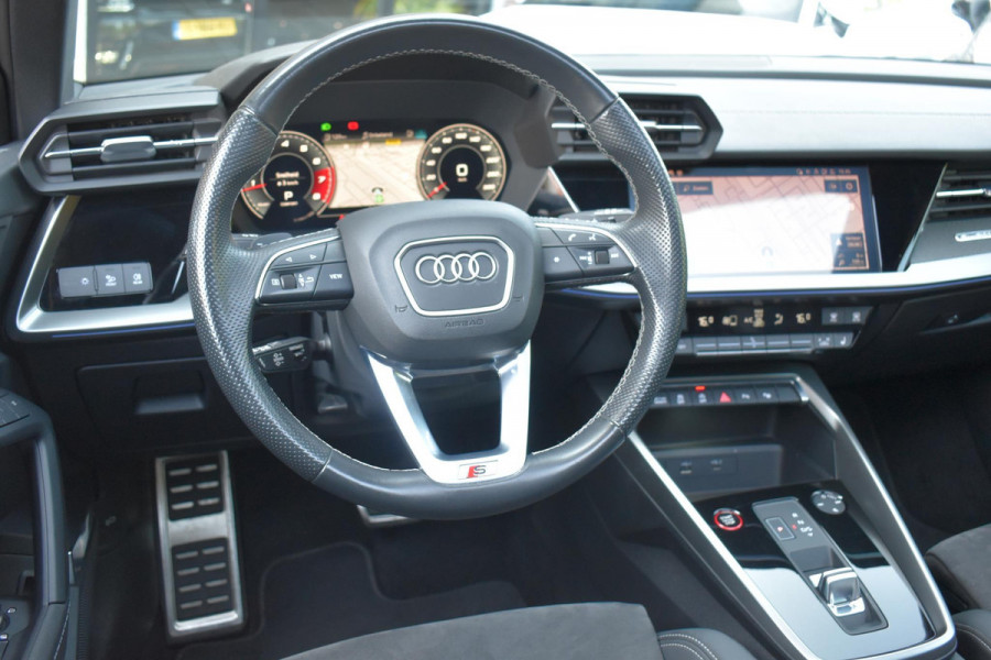 Audi S3 Sportback 2.0 TFSI quattro Pano Massage Keyless Lane Acc Camera
