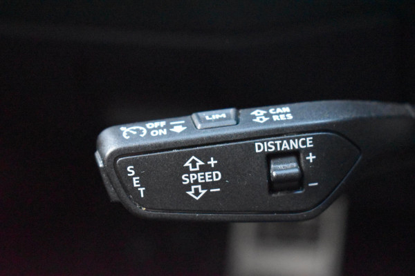 Audi S3 Sportback 2.0 TFSI quattro Pano Massage Keyless Lane Acc Camera