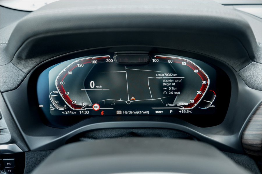 BMW iX3 Executive 80 kWh M-Sport Pano H&K Stuur & Stoelverw Trekhaak
