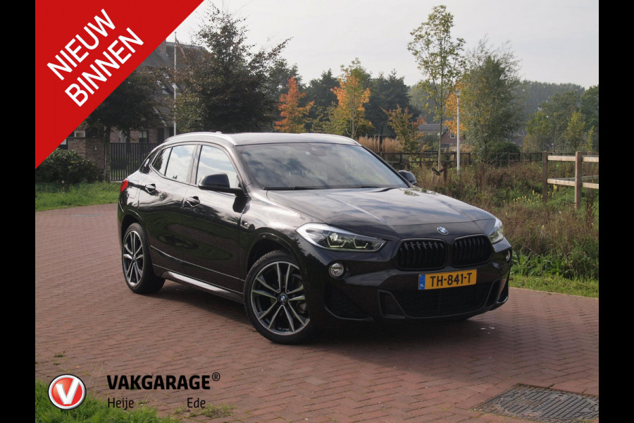 BMW X2 sDrive18i High Executive | M-pakket | Camera | Head-Up Display | Navi | Afneembare Trekhaak | NL-Auto |