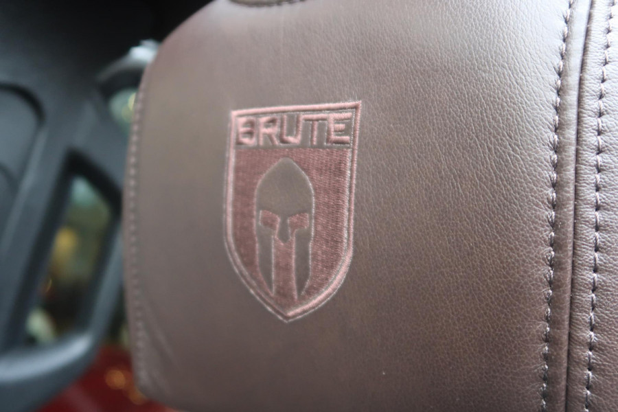 Jeep Wrangler BRUTE Richmond / Landaulette / Bruin Leder