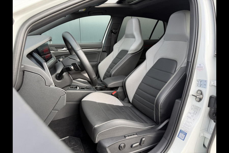Volkswagen Golf 1.4 eHybrid GTE 18"/SOH 91%/Leder + memory/Panoramadak/IQ Light/Dynamic chassis/Stuur + stoelverwarming + ventilatie/Head-up/Standkachel/Camera/PDC v+a