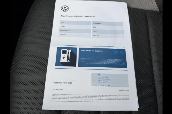 Volkswagen Golf 1.4 eHybrid GTE 18"/SOH 91%/Leder + memory/Panoramadak/IQ Light/Dynamic chassis/Stuur + stoelverwarming + ventilatie/Head-up/Standkachel/Camera/PDC v+a